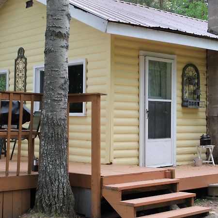 Algonquin'S Edge Resort Madawaska 외부 사진